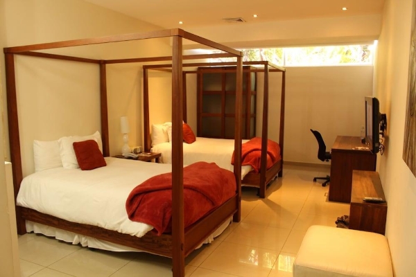 Hotel Contempo (Managua)